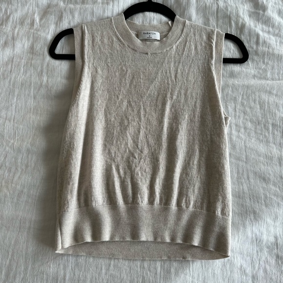 Aritzia Babaton Sweater Vest - Size S - Picture 2 of 3